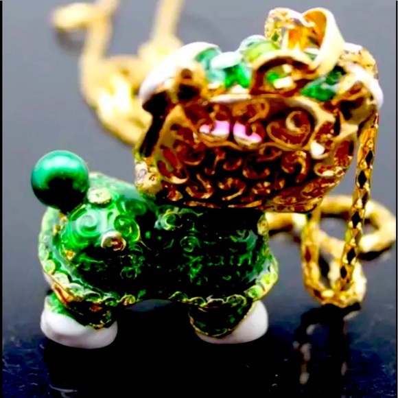 Betsey Johnson Chinese Kiren Dragon Necklace-Unisex - Picture 3 of 4